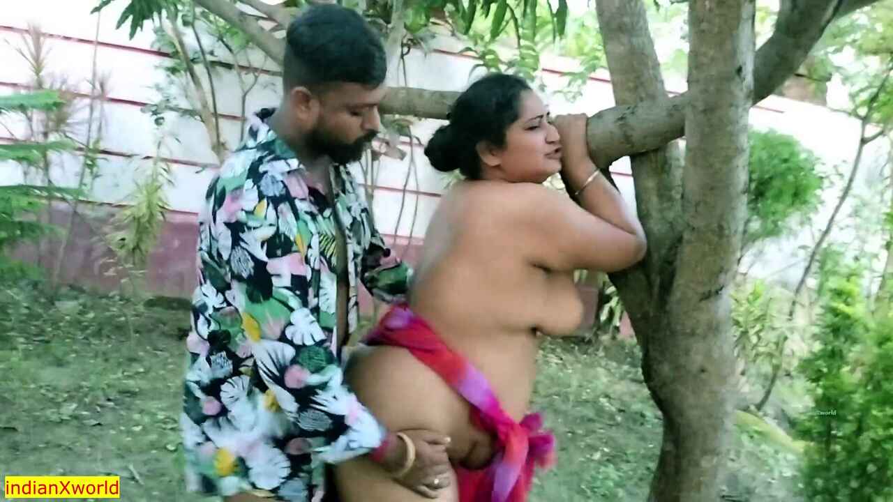 indian maid fucked in garden indianxworld sex video UncutHub.com