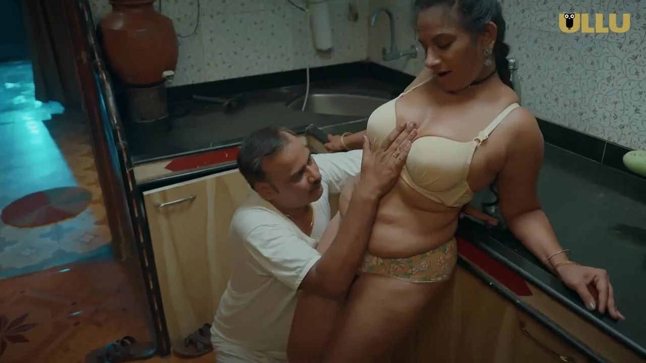 Shatir 2025 Ullu Hindi XXX Web Series Episode 3